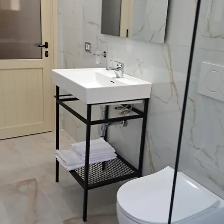 Lägenhet Bello Apartaments Bashkia e Orikumit