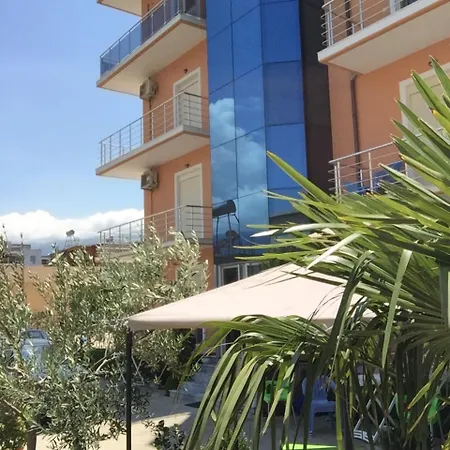 Bello Apartaments 公寓
